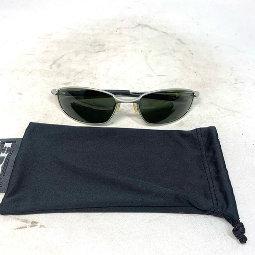 Lunettes soleil oakley - lunettes,