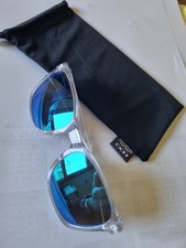 Lunettes de soleil OAKLEY