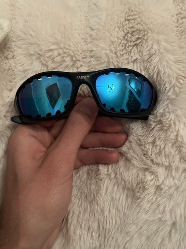 Lunettes soleil oakley - lunettes,